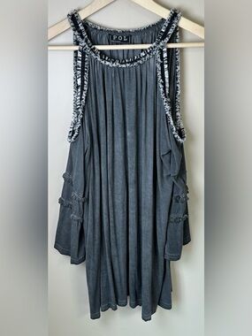 POL Women’s Small Oversized Boho Tunic Top Gray Fringe Cold Shoulder Lagenlook
